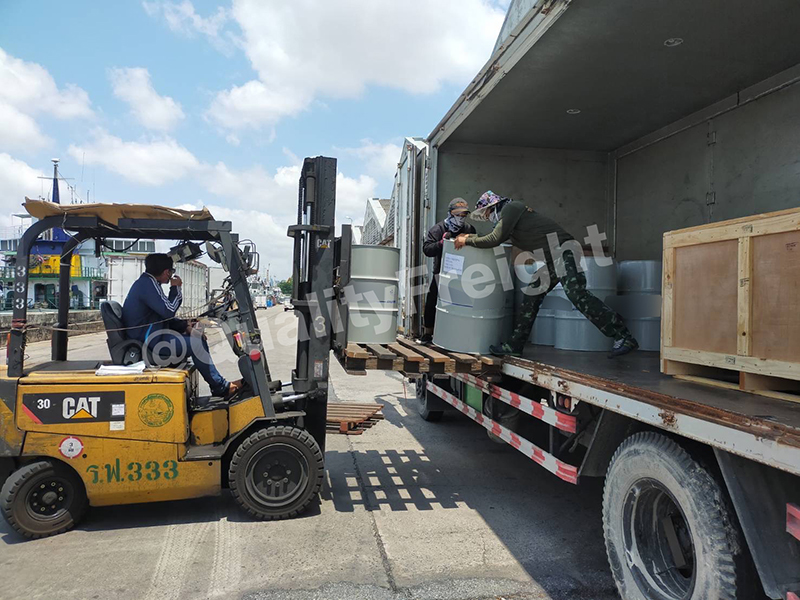 ขนส่งทางเรือ สินค้า lubricant น้ำมันเครื่อง ไป เวียดนาม port haiphong