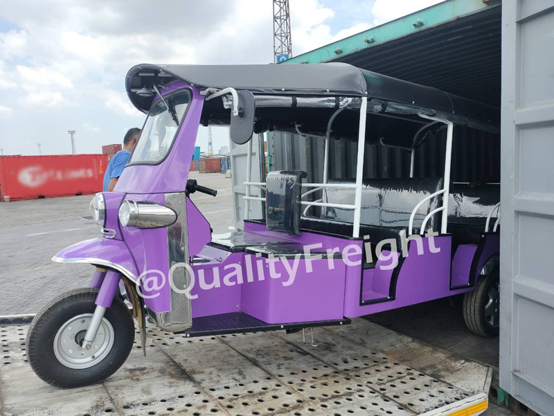 LINE ALBUM รถตุ๊กตุ๊ก Tuk Tuk ส่งออกไป ญี่ปุ่น 220701 3 - Quality Access Global Logistics Co., Ltd.